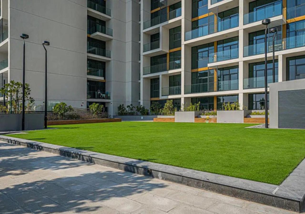 Modern 1br At Prive - Hills Apartment Dubai