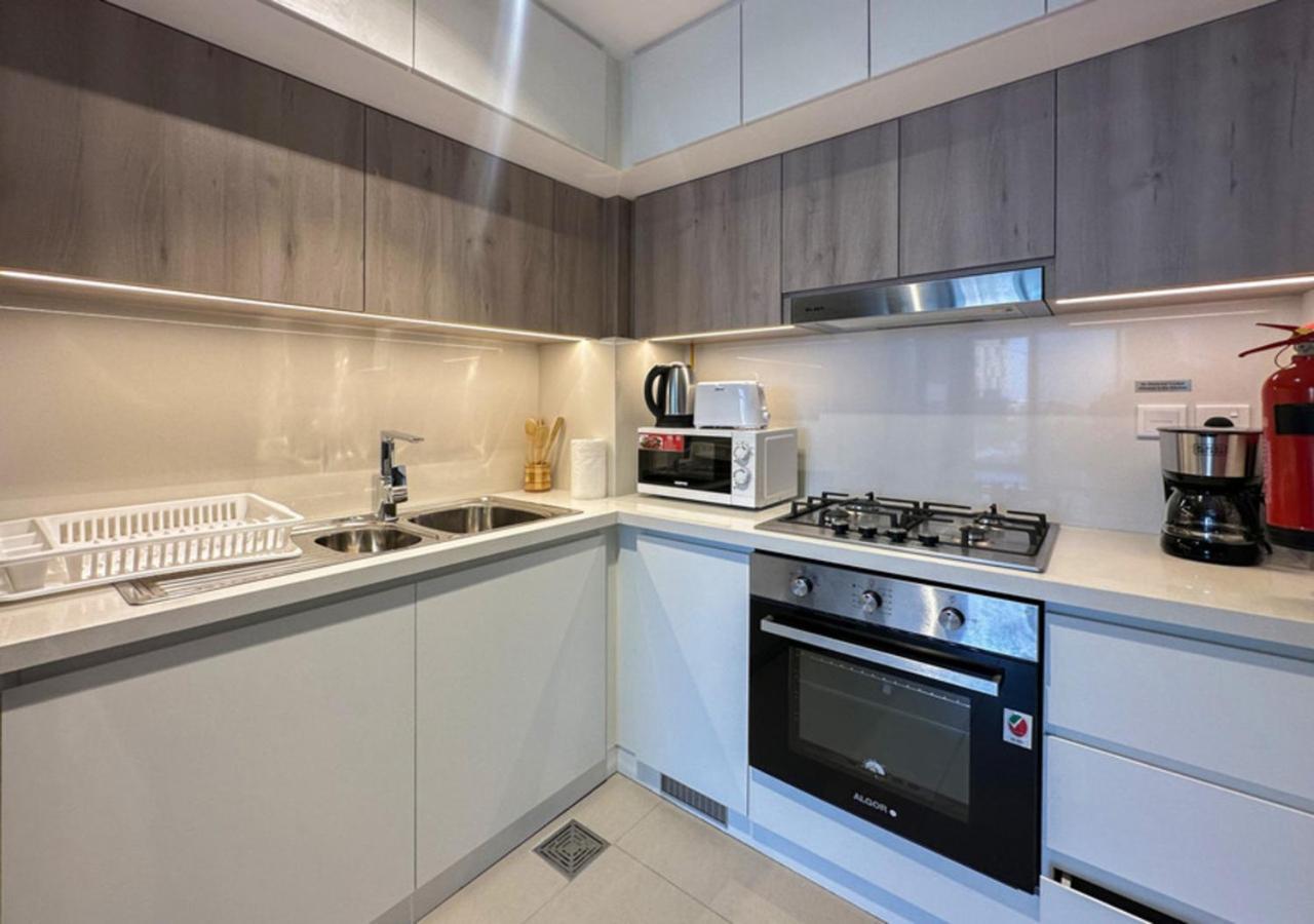 Modern 1br At Prive - Hills *